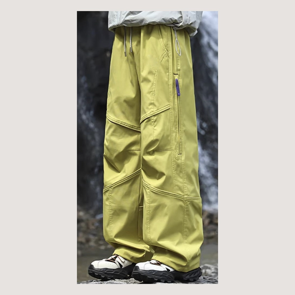 Scree Shell Pant in Berry